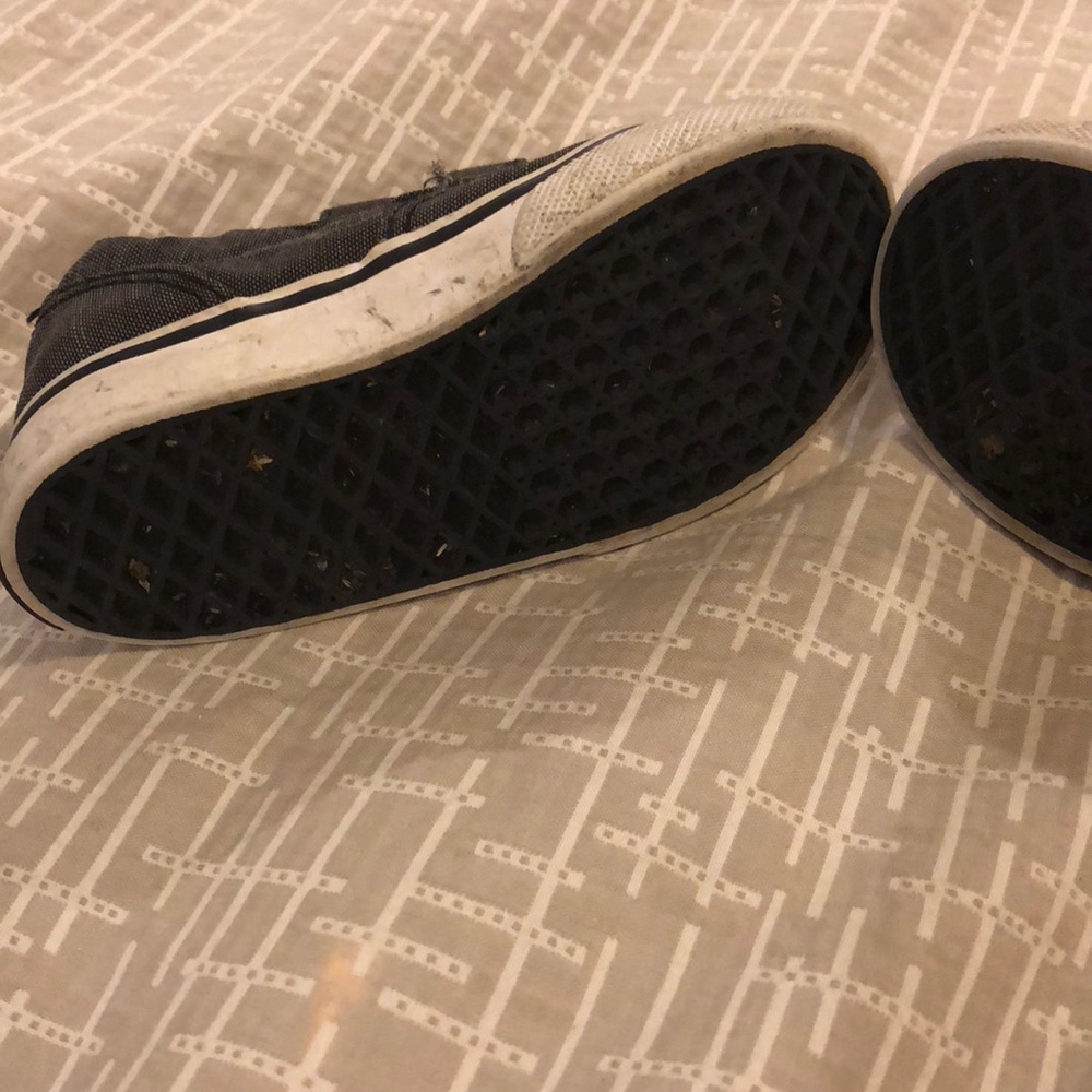 Vans - Picture 3 of 3